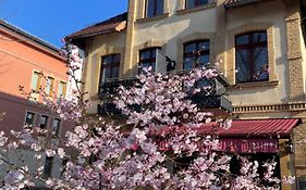 Port Inn Hotel